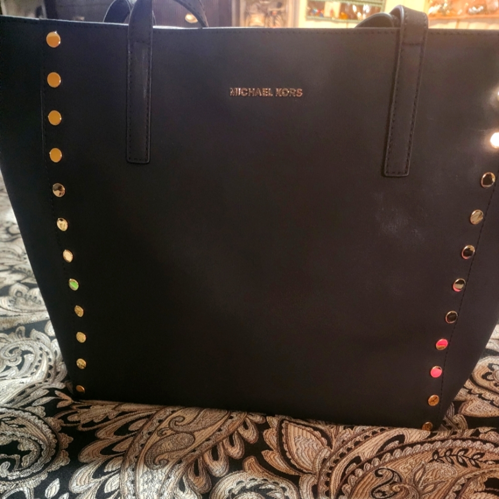 Michael Kors Rivington Stud large Leather tote